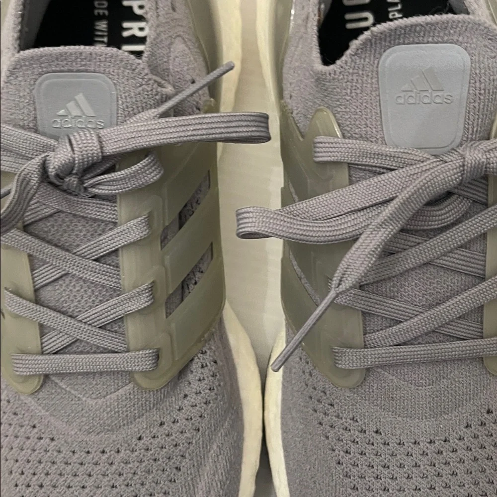 ADIDAS ULTRABOOST 22 RUNNING SNEAKERS MENS SIZE 6